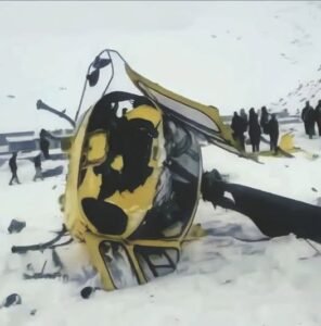 सोलुखुम्बुको लोबुचेमा अल्टिच्युट एयरको हेलिकोप्टर दुर्घटना